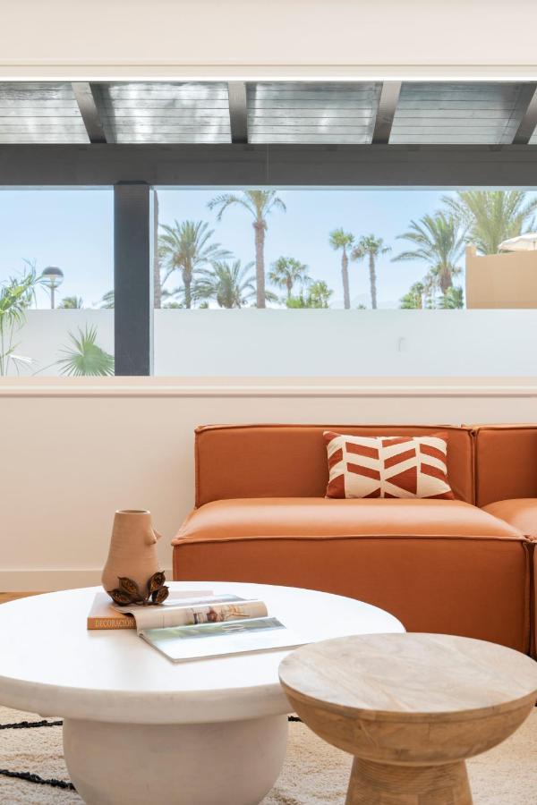 Villa Tropico - Design House With Pool In Corralejo Eksteriør bilde